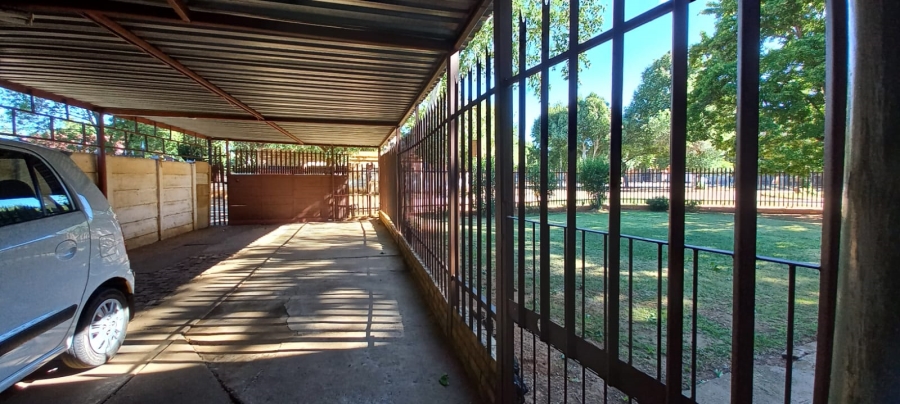3 Bedroom Property for Sale in Stilfontein Ext 3 North West